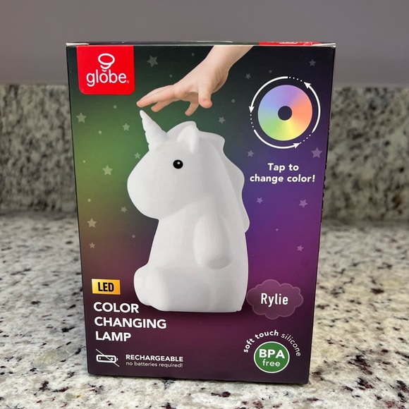 Globe Electric Other - NWT Globe Electric Rylie Unicorn Color Changing Touch Lamp LED Nightlight